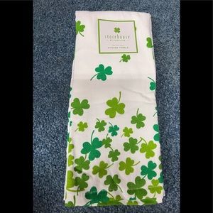 🍀 lucky 🍀 st patty’s day towels 🍀for your kitchen 💚 brand new set of 2 💚